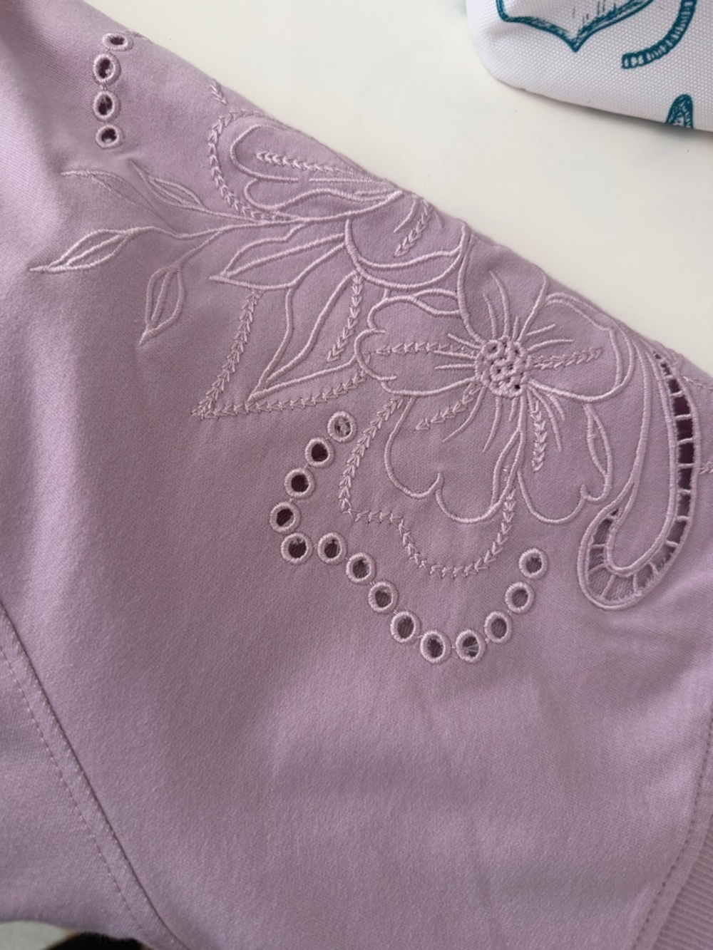 Jane + Delancey Lilac V-Neck Short Sleeve Top - Picture 7 of 8